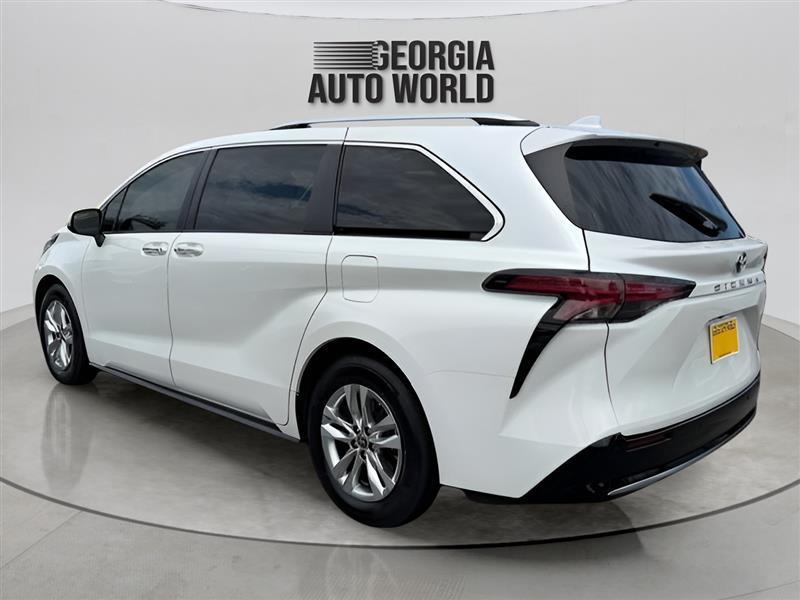Toyota Sienna Limited 7-Passenger 2022