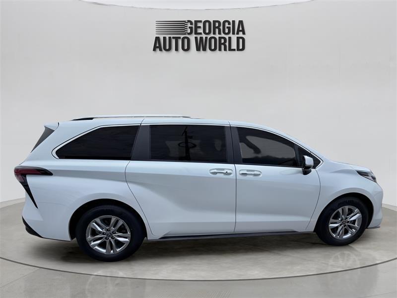 Toyota Sienna Limited 7-Passenger 2022