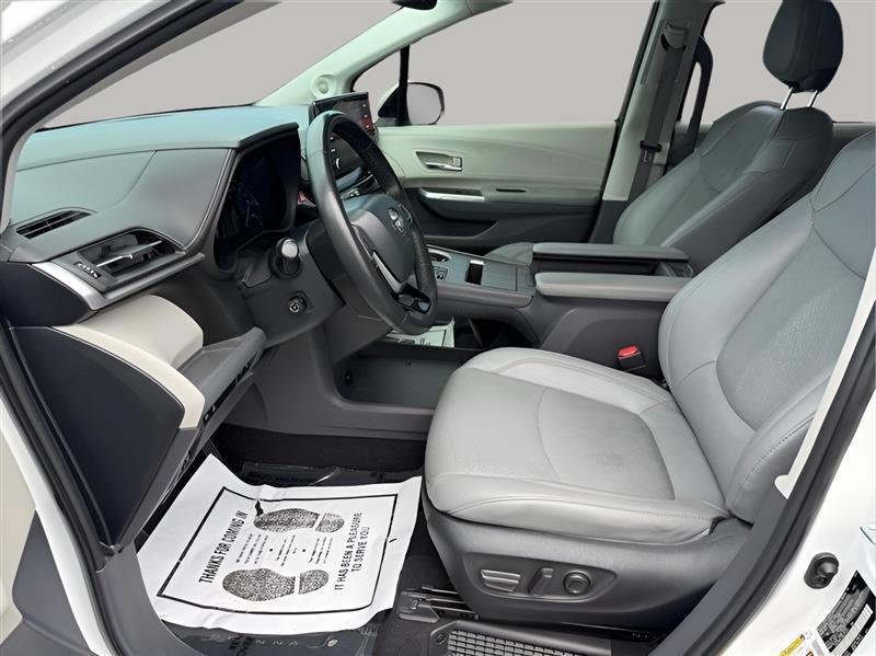 Toyota Sienna Limited 7-Passenger 2022