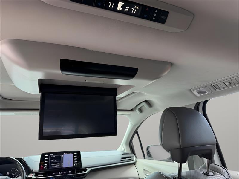 Toyota Sienna Limited 7-Passenger 2022