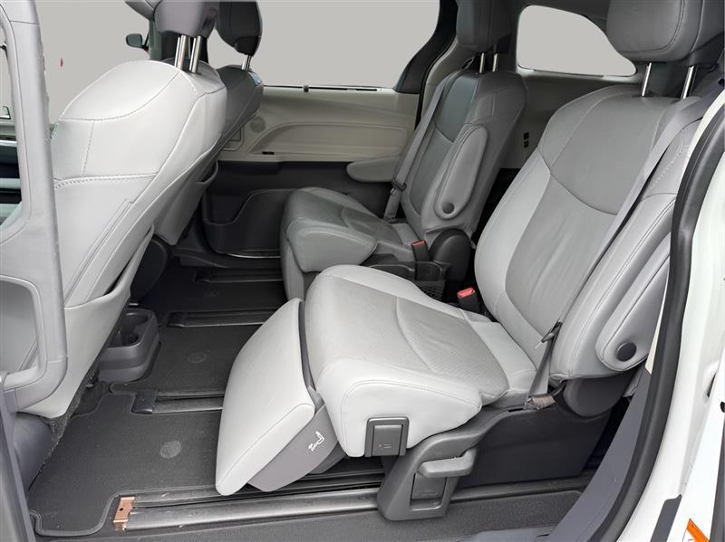 Toyota Sienna Limited 7-Passenger 2022