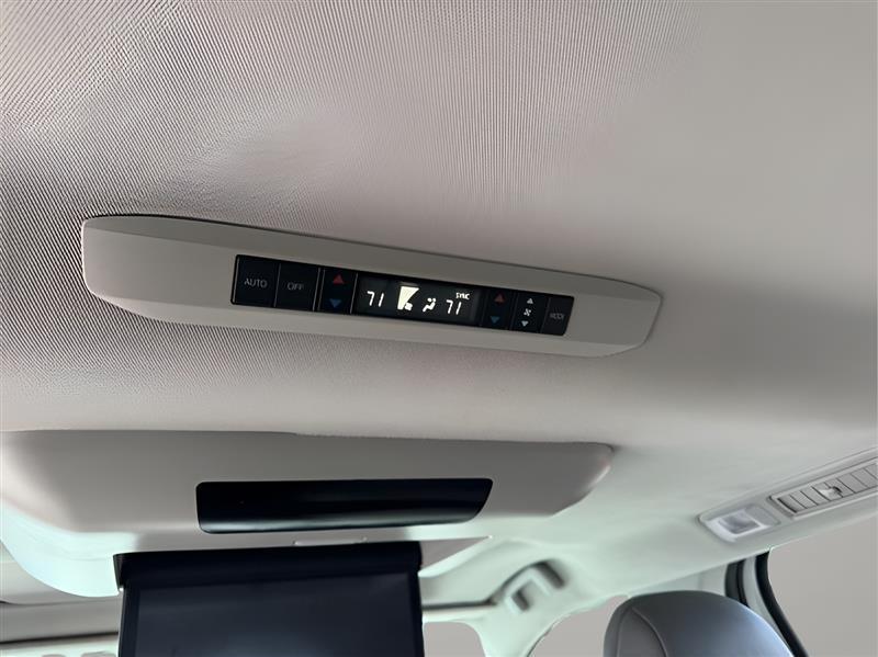 Toyota Sienna Limited 7-Passenger 2022