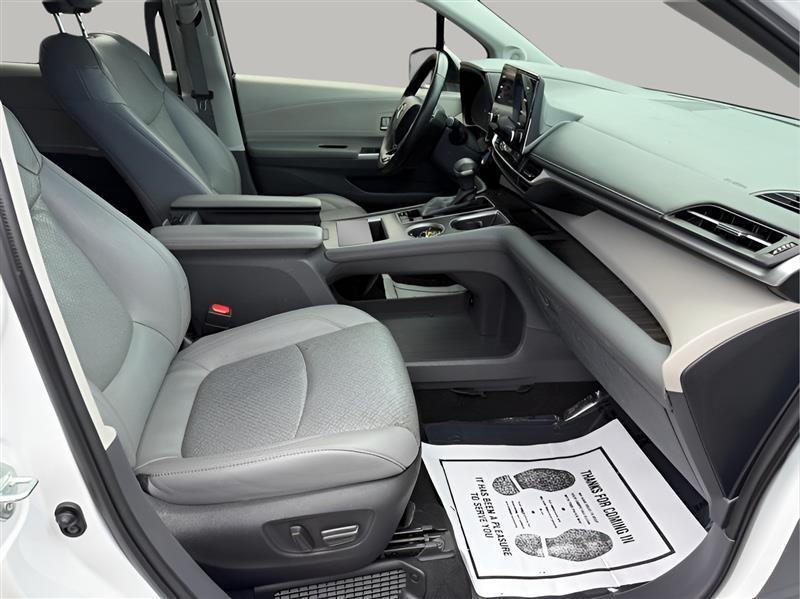 Toyota Sienna Limited 7-Passenger 2022