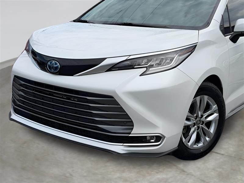 Toyota Sienna Limited 7-Passenger 2022