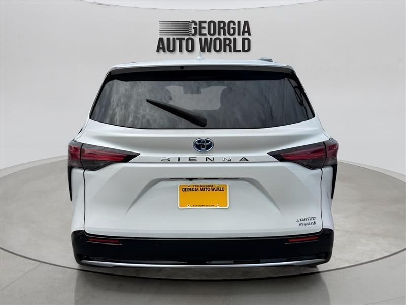 Toyota Sienna Limited 7-Passenger 2022