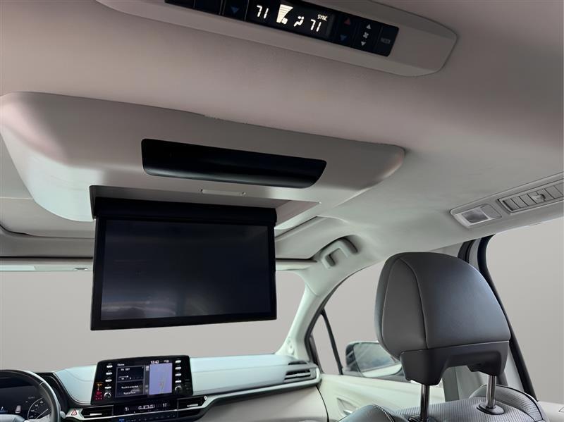 Toyota Sienna Limited 7-Passenger 2022