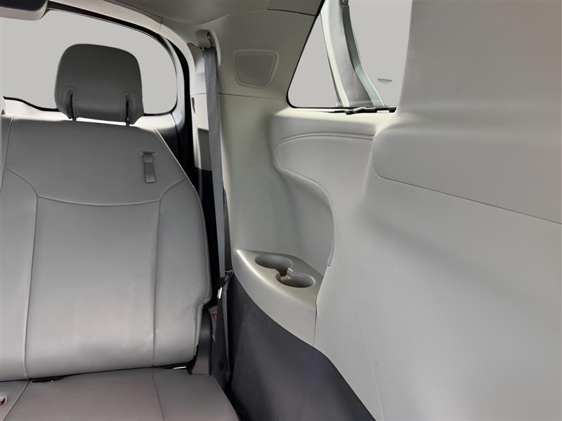 Toyota Sienna Limited 7-Passenger 2022
