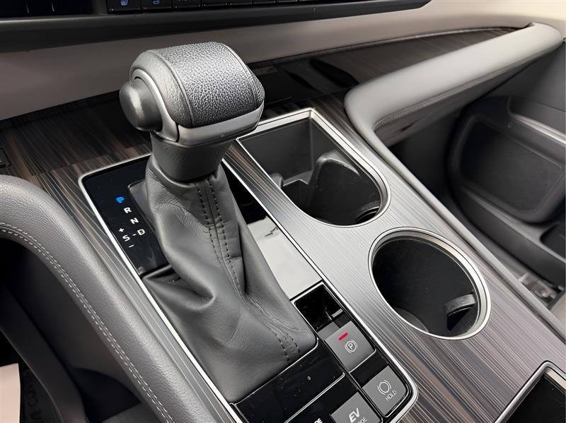 Toyota Sienna Limited 7-Passenger 2022