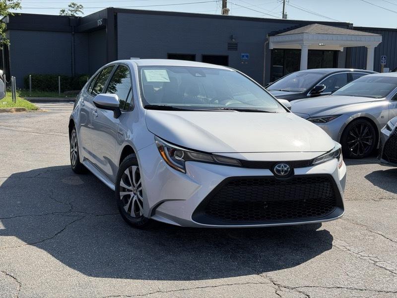 Toyota Corolla LE Hybrid 2021