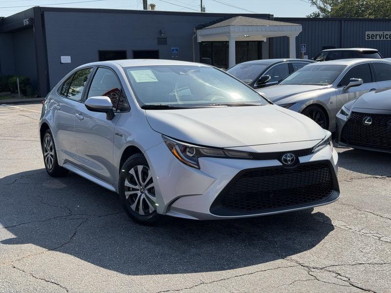 Toyota Corolla LE Hybrid 2021