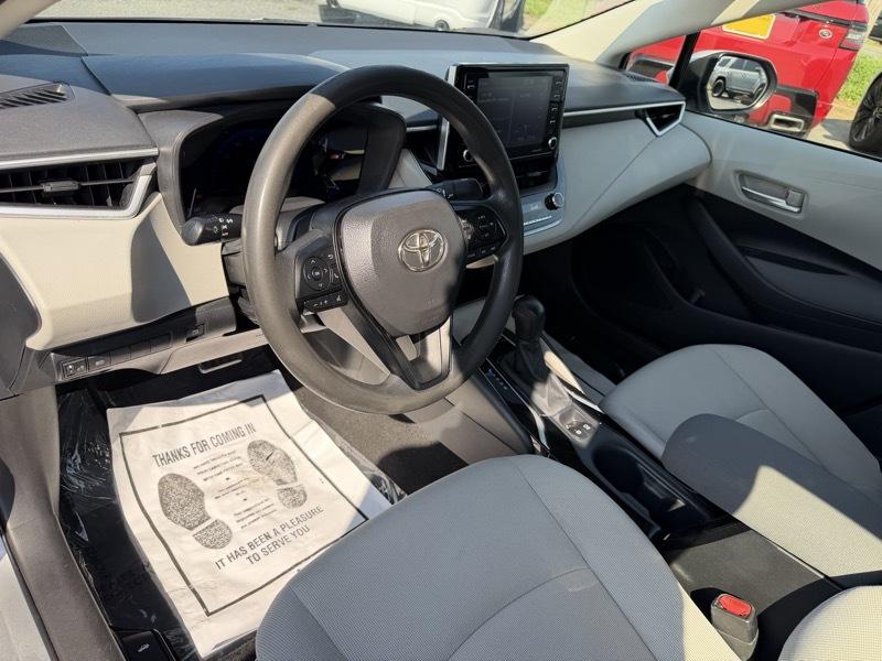 Toyota Corolla LE Hybrid 2021