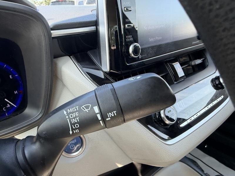 Toyota Corolla LE Hybrid 2021