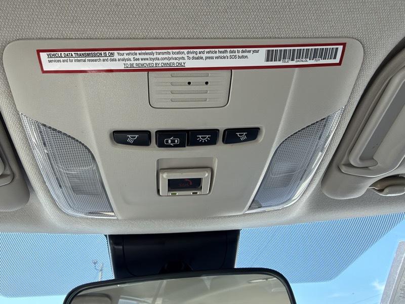 Toyota Corolla LE Hybrid 2021