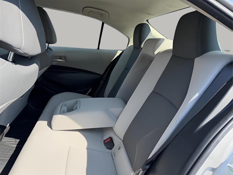 Toyota Corolla LE Hybrid 2021