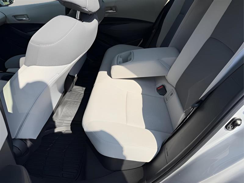Toyota Corolla LE Hybrid 2021