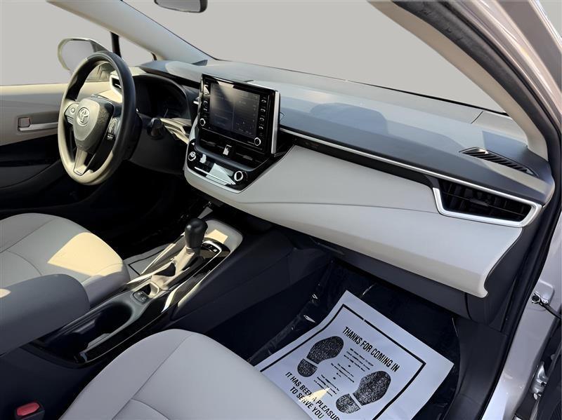 Toyota Corolla LE Hybrid 2021