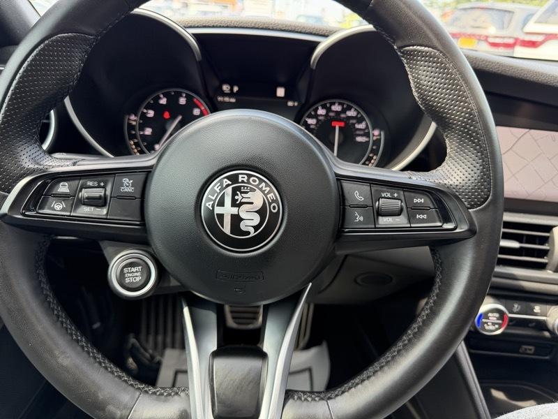 Alfa Romeo Giulia Ti 2022