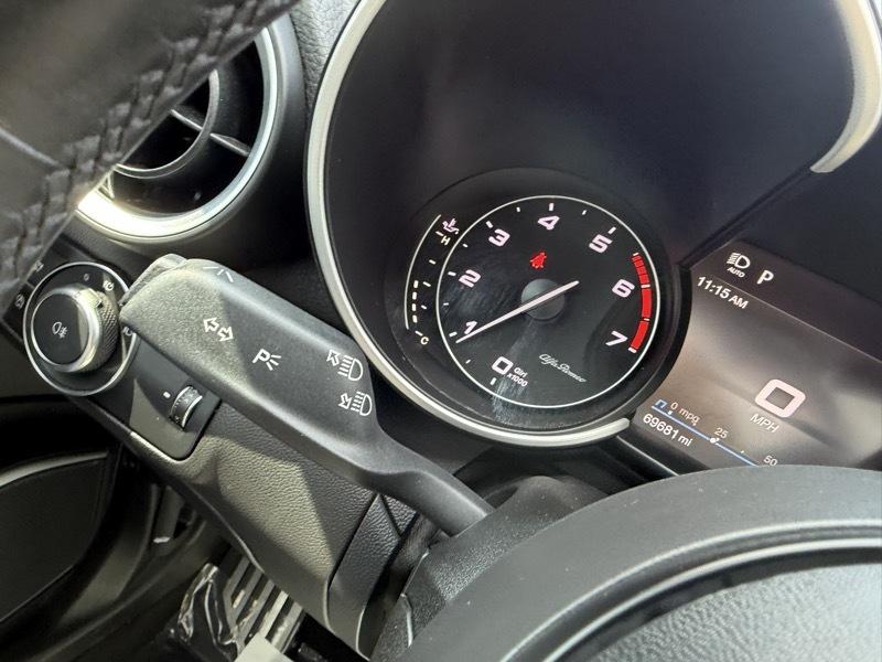 Alfa Romeo Giulia Ti 2022