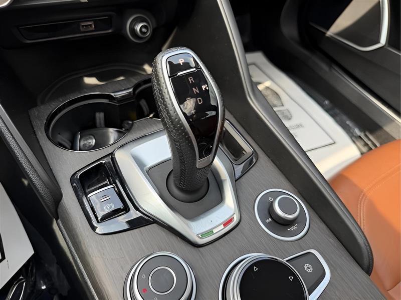 Alfa Romeo Giulia Ti 2022