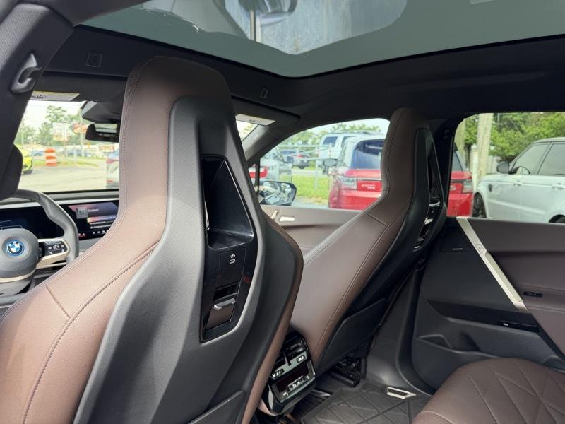 BMW iX xDrive50 2024