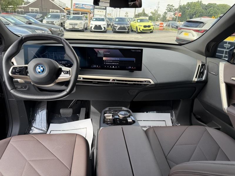 BMW iX xDrive50 2024