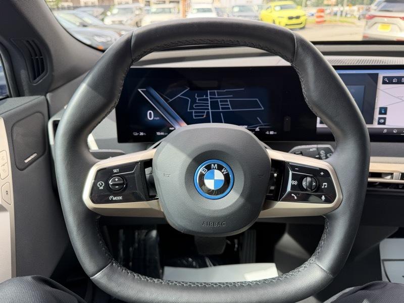 BMW iX xDrive50 2024
