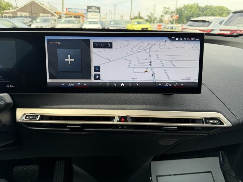 BMW iX xDrive50 2024