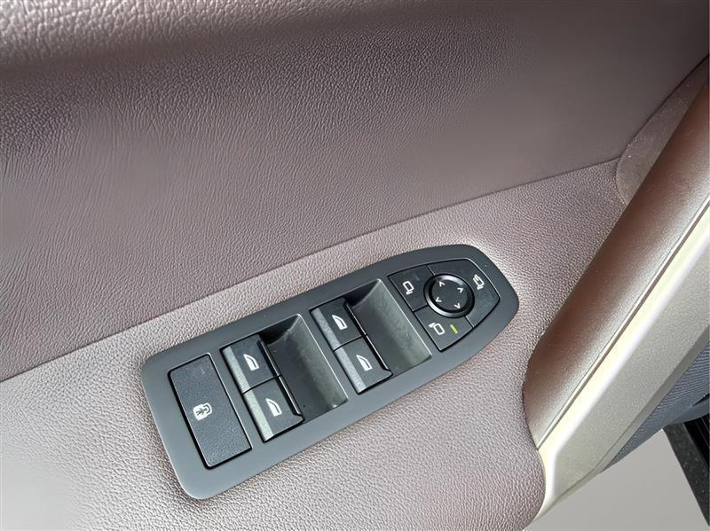 BMW iX xDrive50 2024