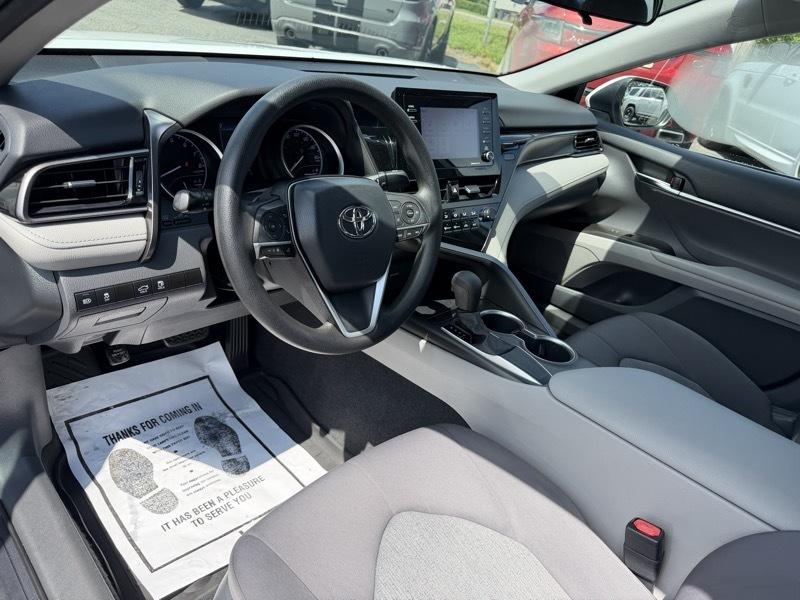 Toyota Camry LE 2021