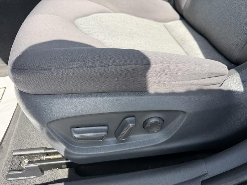 Toyota Camry LE 2021