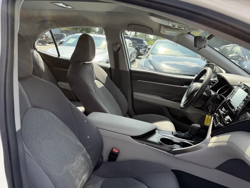 Toyota Camry LE 2021