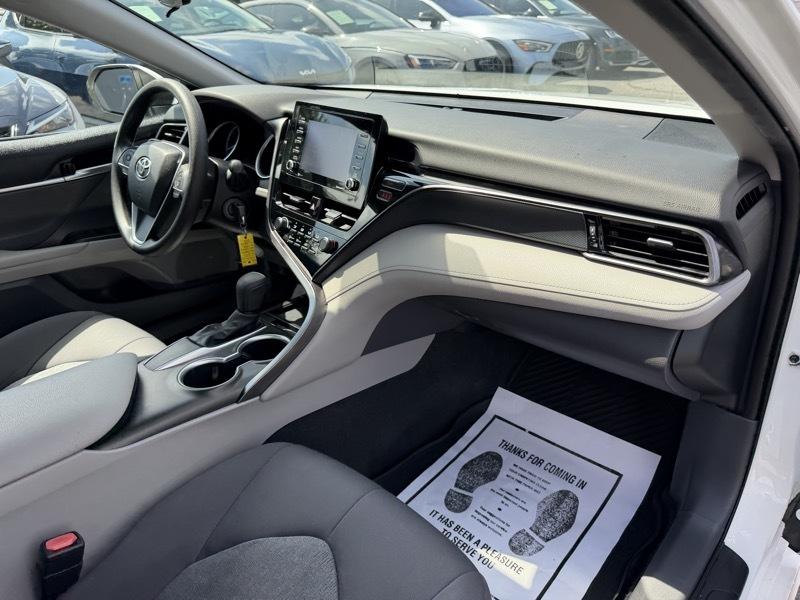 Toyota Camry LE 2021