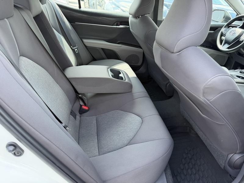 Toyota Camry LE 2021