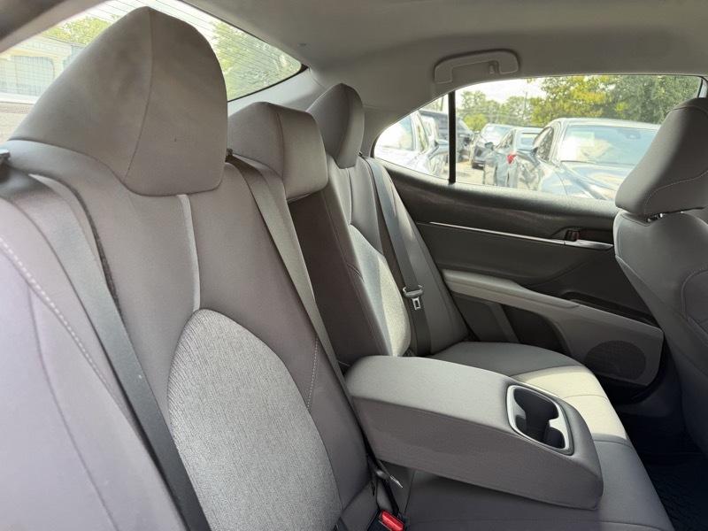 Toyota Camry LE 2021