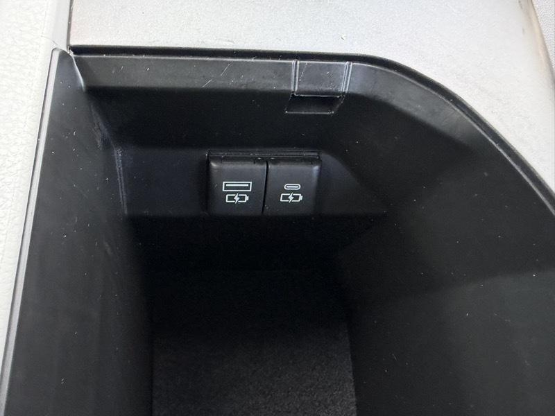Toyota Camry LE 2021