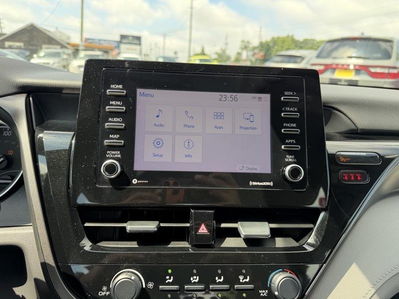 Toyota Camry LE 2021
