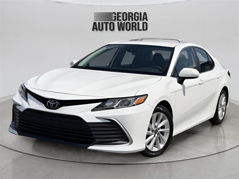 Toyota Camry LE 2021