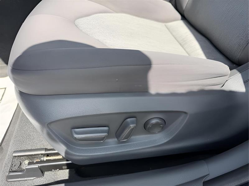Toyota Camry LE 2021
