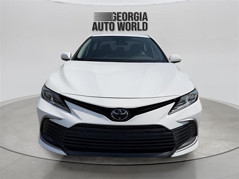 Toyota Camry LE 2021