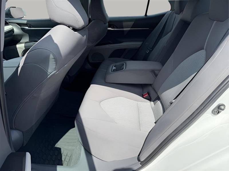 Toyota Camry LE 2021