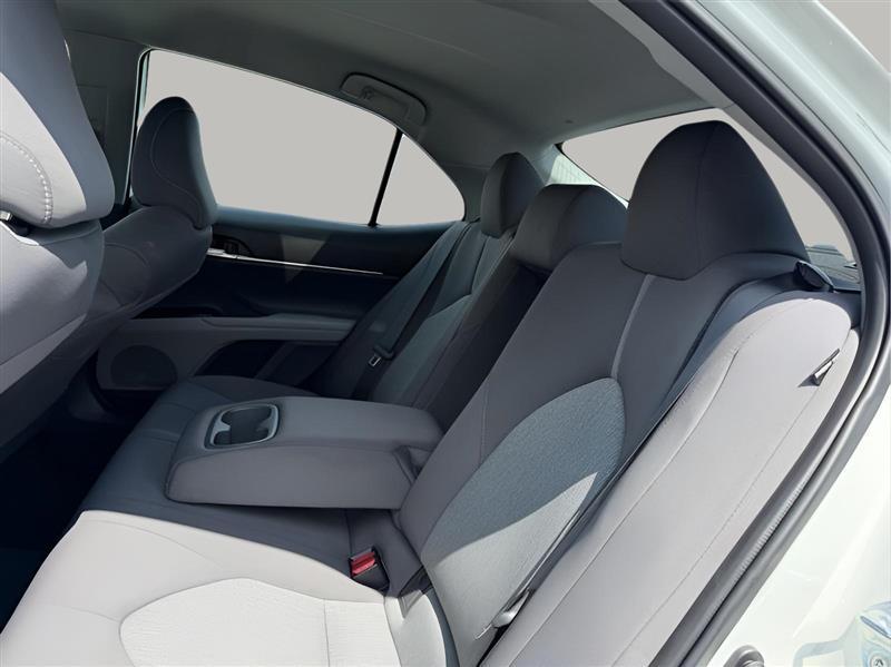 Toyota Camry LE 2021