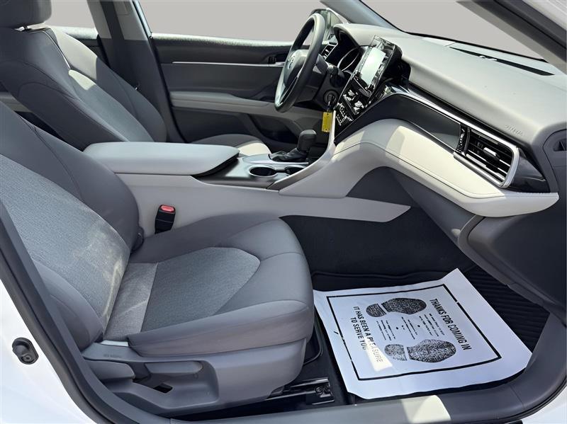 Toyota Camry LE 2021