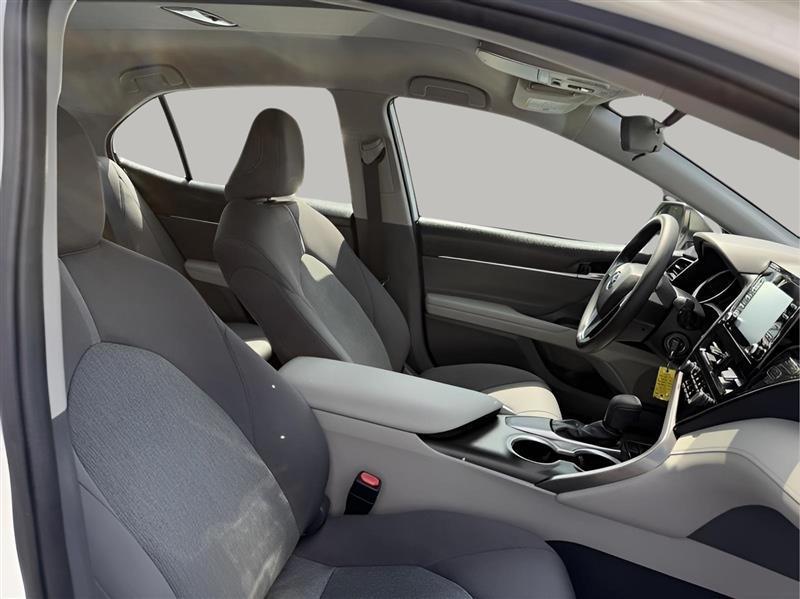 Toyota Camry LE 2021