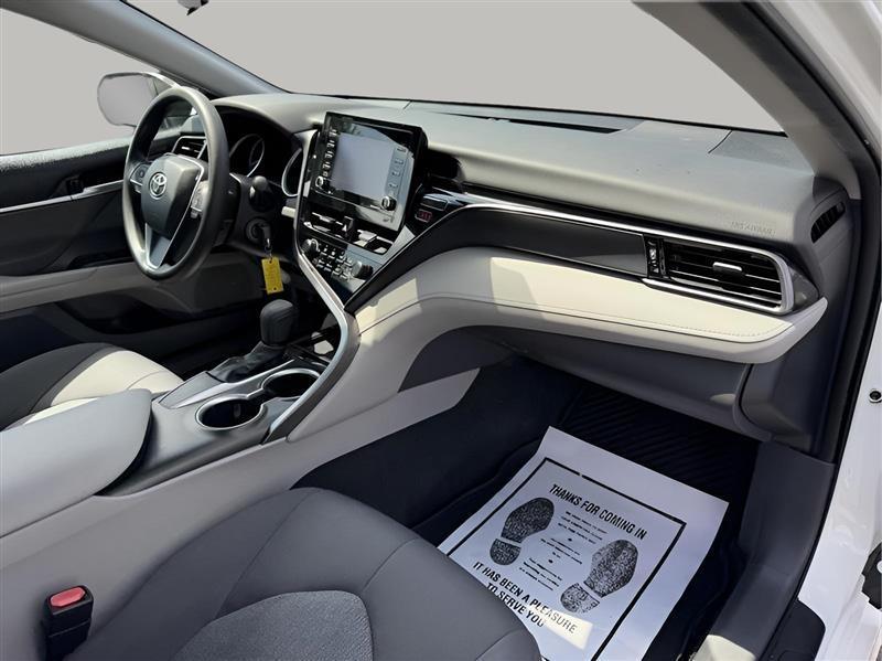 Toyota Camry LE 2021