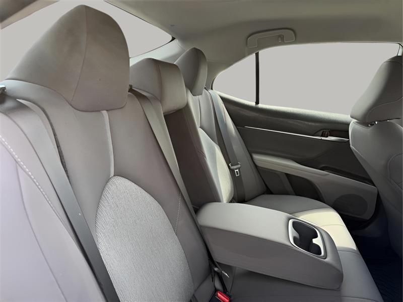 Toyota Camry LE 2021
