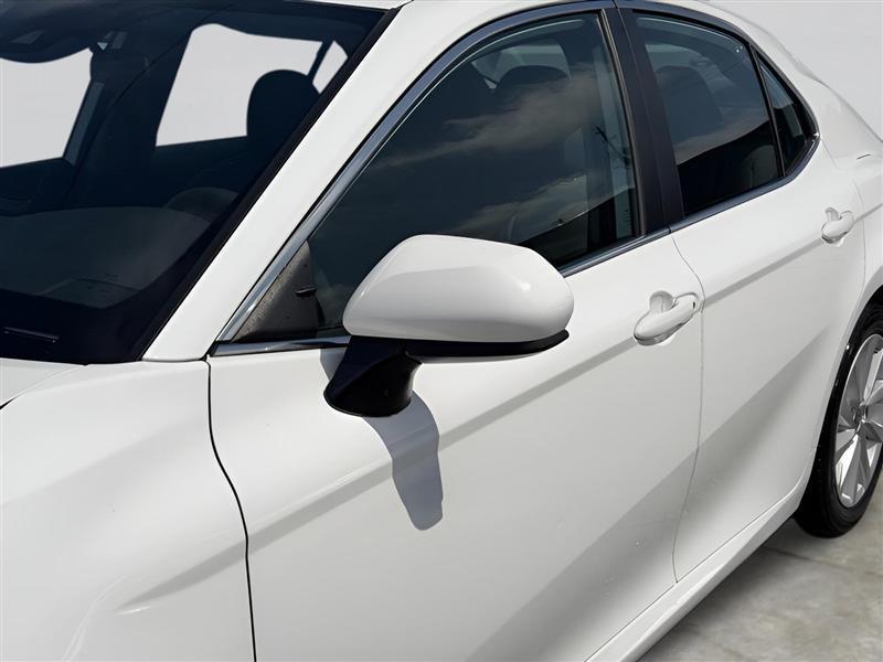 Toyota Camry LE 2021