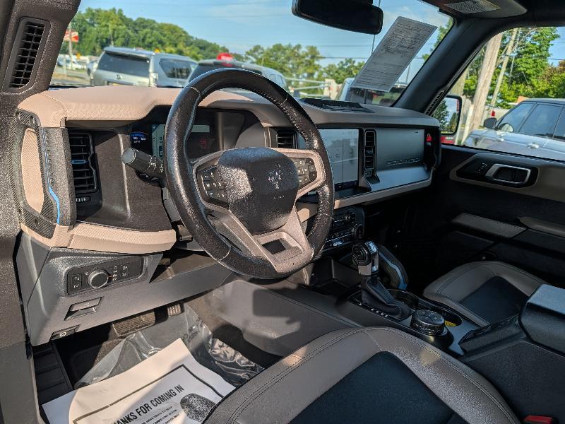 Ford Bronco Base 4-Door w/Advanced 2022