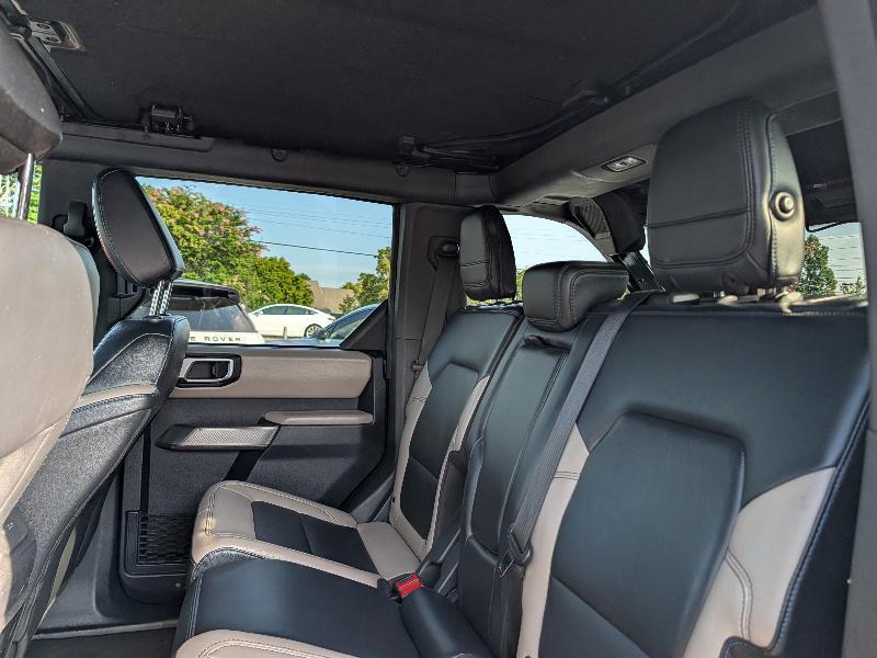 Ford Bronco Base 4-Door w/Advanced 2022
