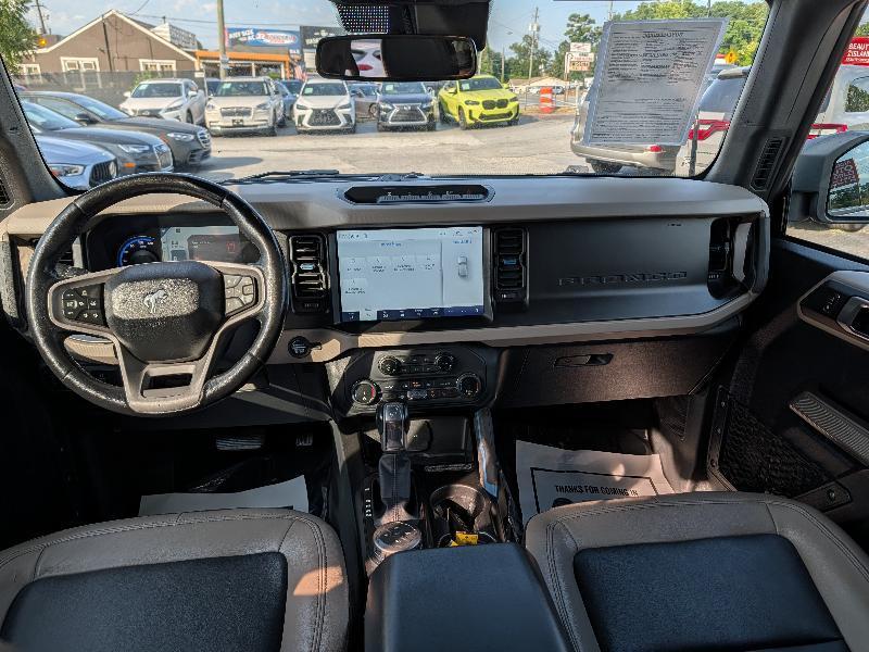 Ford Bronco Base 4-Door w/Advanced 2022