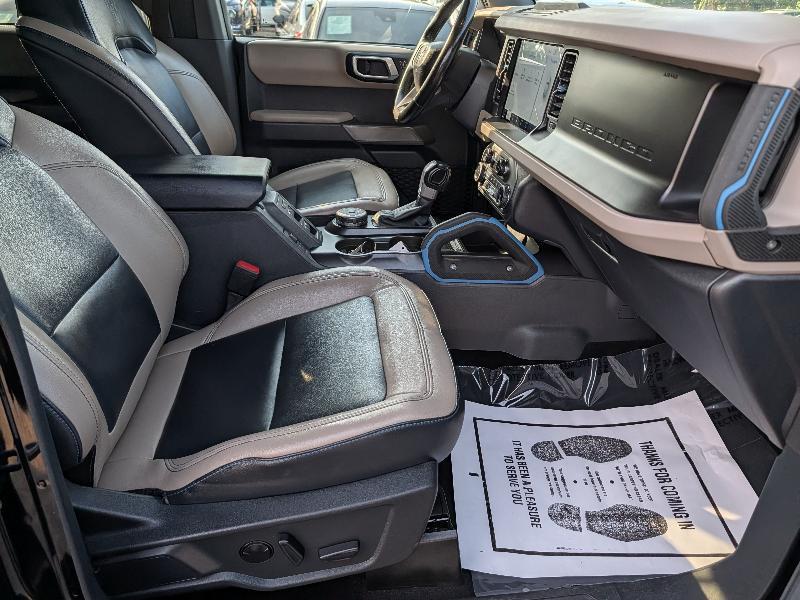 Ford Bronco Base 4-Door w/Advanced 2022